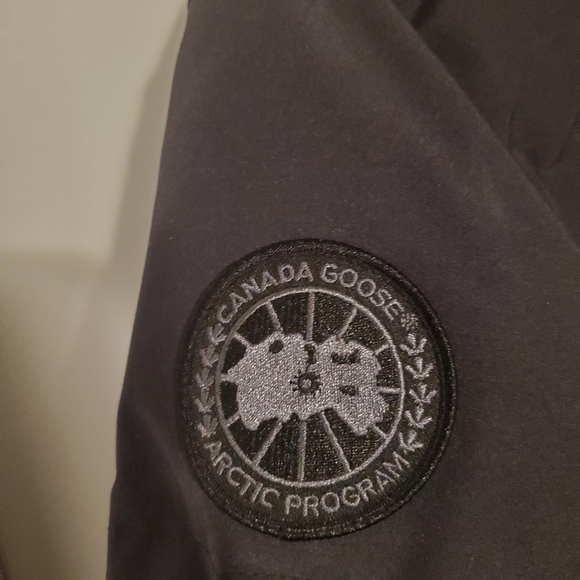 Canada Goose Men Parka M - Picture 7 of 8